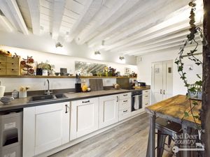 Kitchen- click for photo gallery